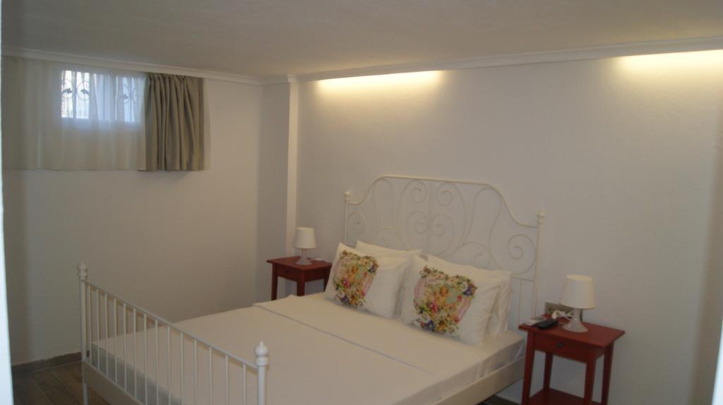 Ender Hotel (Adults Only) ไอวาลิค ภายนอก รูปภาพ