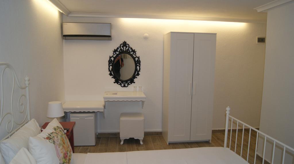 Ender Hotel (Adults Only) ไอวาลิค ภายนอก รูปภาพ