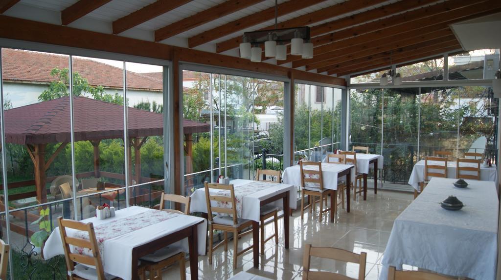 Ender Hotel (Adults Only) ไอวาลิค ภายนอก รูปภาพ