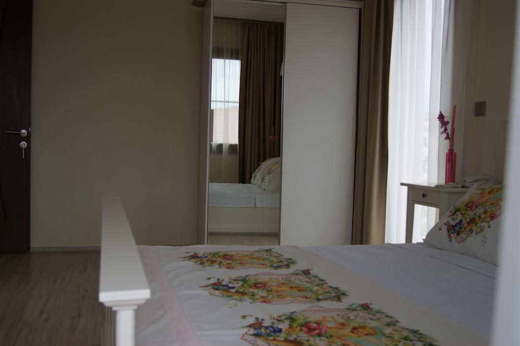 Ender Hotel (Adults Only) ไอวาลิค ห้อง รูปภาพ